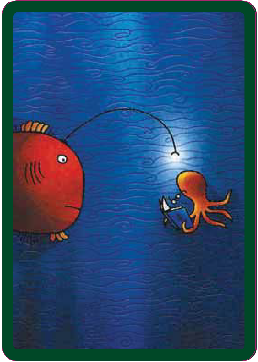 Koyu mavi deniz arkaplanında kırmızı bir balığın tuttuğu fener ışığında kitap okuyan turuncu renk ahtapot